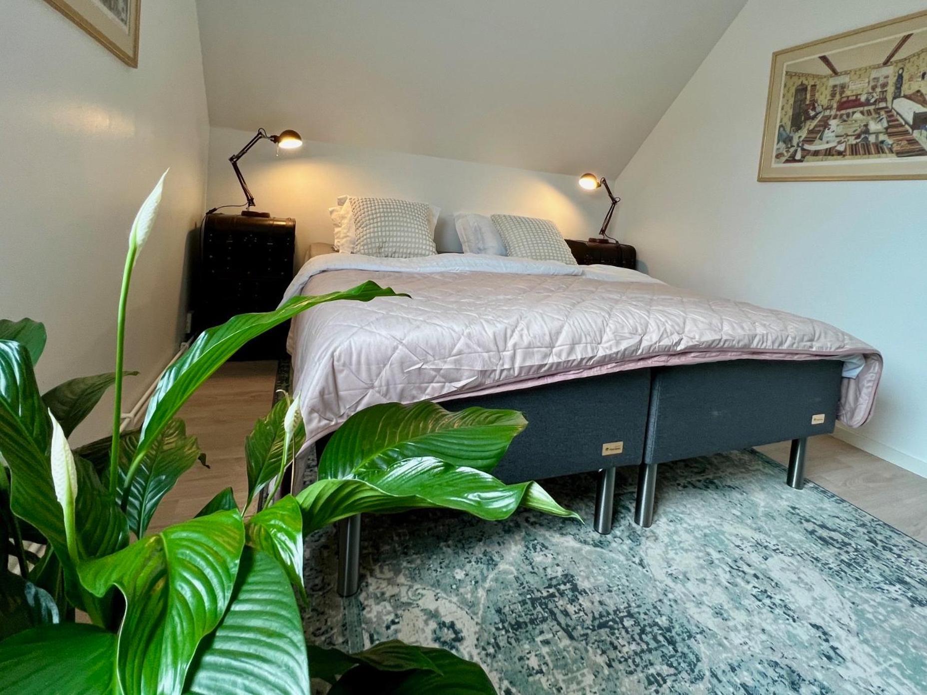 Penthouse-Laegenhet Med Tva Sovrum & Terass Med Havsutsikt Мёлле Экстерьер фото